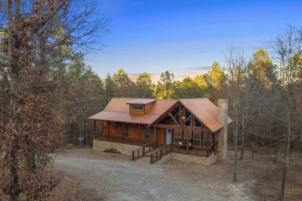 Twilight Pines - Cozy Cabin w_Kids Loft _ Hot Tub_ (19)